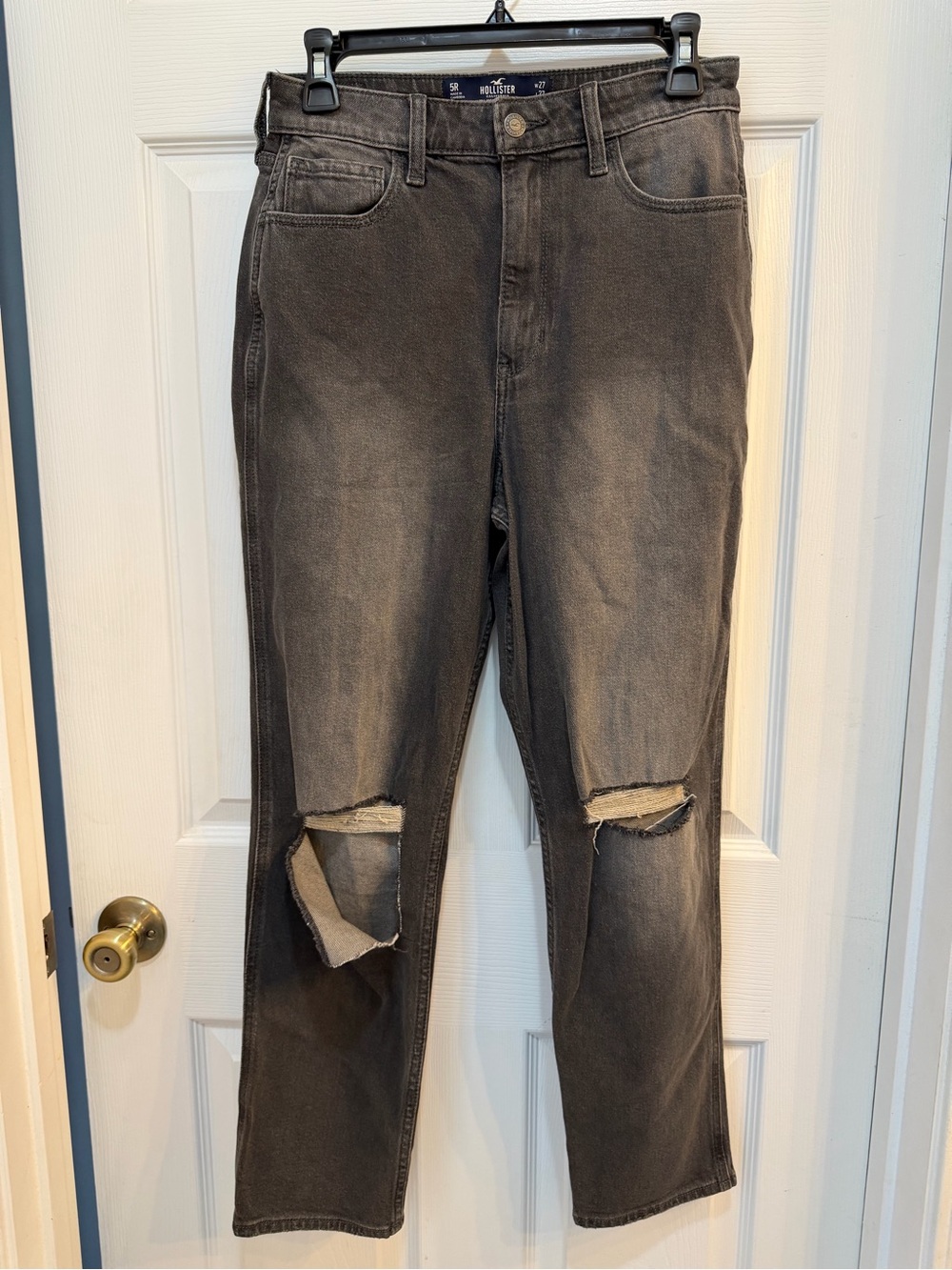 Hollister Women’s Washed Black Straight Jeans with Knee Rips
